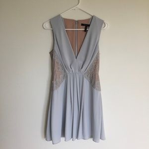 BCBGMAXAZRIA RANIA LACE-BLOCKED DRESS